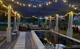The Walnut Grove Bnb