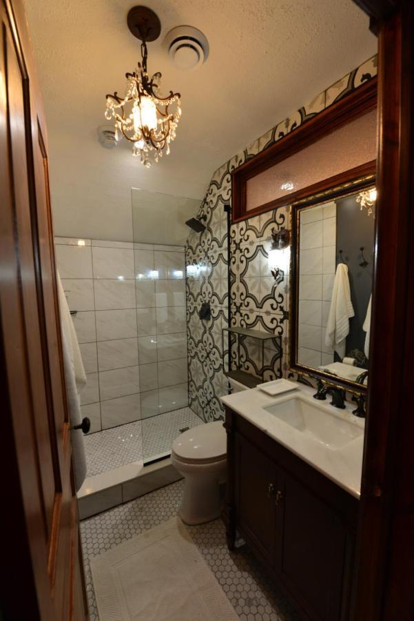 The Walnut Grove Bnb Harrow Exterior photo